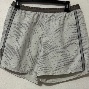 Nike Men’s Running Shorts 5” length Move to Zero Ivory